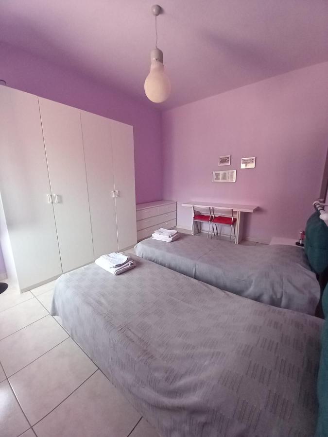 Affittacamere Appartamento Colorato Ferrara Exteriör bild